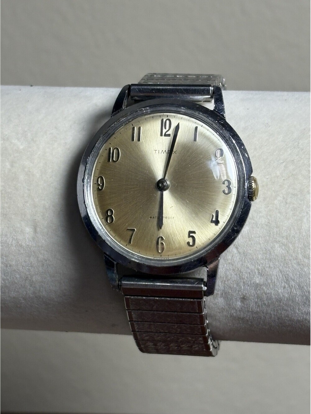 Vintage 1966 Timex Marlin Mechanical Watch 20102466 Sunburst Gold Dial - RUNS
